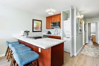 Beautiful remodeled Kihei Condo next to the Beach! - 3