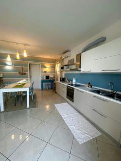 Lakefront House With Garden On Monte Isola - 6