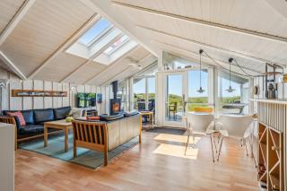 Holiday Home With Sea View And Spa In Nørlev - 8