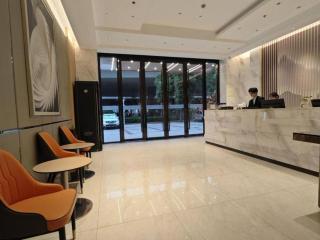 City Comfort Inn Wuhan Wuchang Railway Station East Square - 8