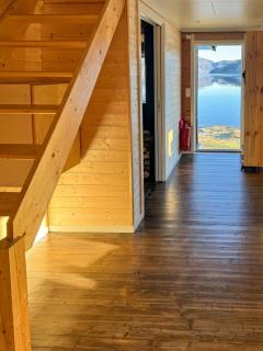 Family Cabin Close To The Water Near Mjøsvågen - 8