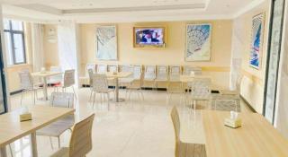 City Comfort Inn Huanggang Huangmei Passenger Station - 1