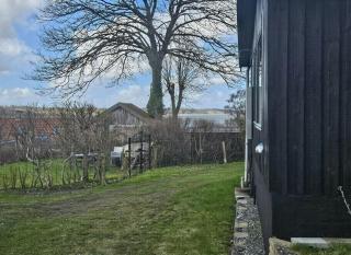 Cozy Cottage With Fjord View In Hjarbæk - 1