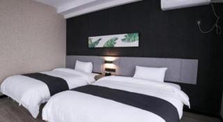 UP and IN Hotel Shandong Jinan Zhangqiu District Railway Jiaoyue Plaza - 1