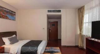 Chonpines Hotel Jining Quanmin Fitness Plaza - 8