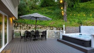 Hidden Oaks Farmhouse by AvantStay - 8