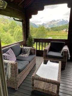 Cozy log cabin in Geiranger - 1
