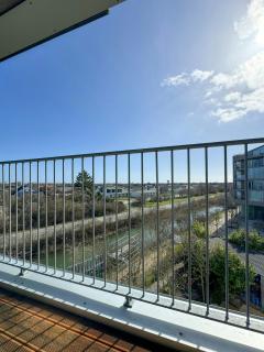 Architect Designed Home Between City And Nature - 1