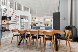 Super Nice Holiday Home With Whirlpool - 6