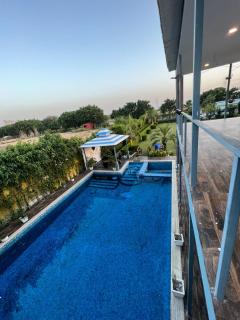 Trivana Farmhouse A Peaceful And Luxury Experience - 1