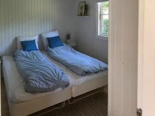 Summer House With Outdoor Shower Near Fårevejle - 4