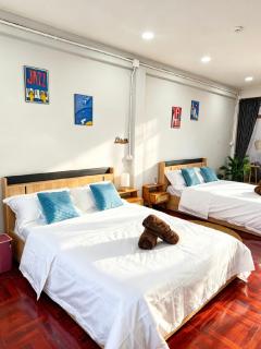 Entire 4Storey Home 10pax 800 m walk to BTS Phayathai in CBD near Siam, Centralworld - 0