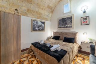 Jazzy House In Historic Centre - Happy Rentals - 6