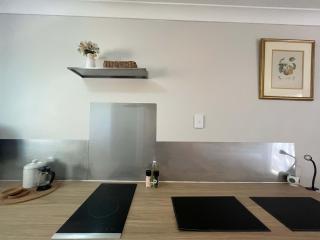 45 Private Guest Suite for 2ACParking - 8