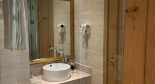 Vienna Hotel Chongqing Yongchuan High-Speed Railway Station Xinglong Lake - 1