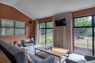 Cape Dutch Stay, Suite B - 4