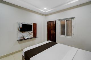 Townhouse Kurnool Bus Terminal Formerly Hotel Lakshmi Pride - 4