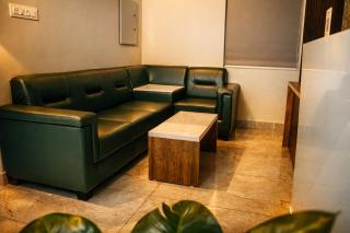 Crown Town Hotel - Kalamassery - 3
