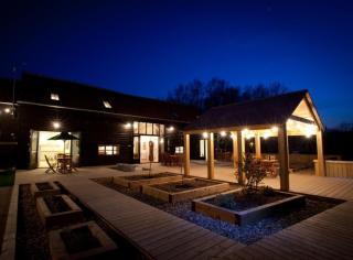 Creeksea Place Barns - Burnham-on-Crouch - 0