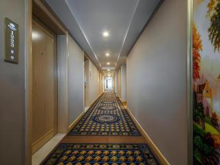 Vienna Hotel Nanning Xiangsi Lake University Town - 8