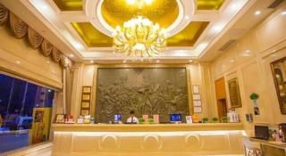 Vienna Hotel Shenzhen Bao'an Airport Taoyuanju Pingluanshan Metro Station - 4