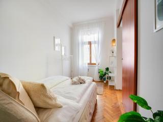 Arcadio Home - Urban Luxury Suite - 5