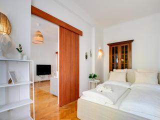 Arcadio Home - Urban Luxury Suite - 4