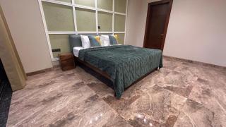 Liv Regalia - Grand 4BHK Apartment on Golf Course Road - Gurgaon - 3