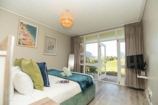 Ocean Oasis Brookes Hill Suites - 0