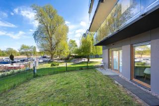 Przestronny Apartament z Ogrodem by Noclegi Renters - 6