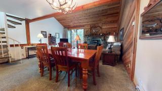 Mammoth Sierra Townhome - 5