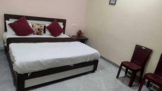 HOTEL O STAR INN - 8