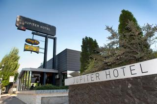 Jupiter Hotel - 8