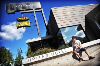 Jupiter Hotel - Portland - 4