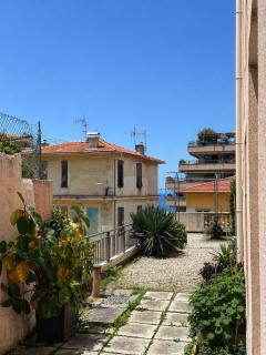 Studio lumineux in Beausoleil - terasse privée proche Monaco French Riviera - 4