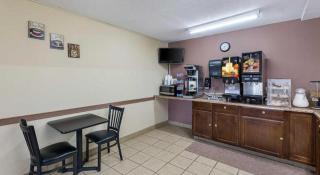 Americas Best Value Inn Beatrice - 3
