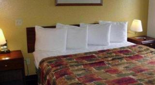 Rodeway Inn Salina North - 1