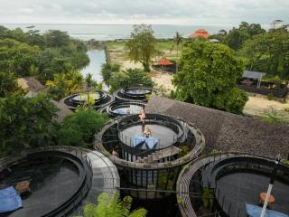 Canggu Cabana Beach Resort by Ini Vie Hospitality - 8