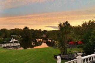 MoonWillow Manor - 4