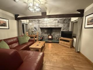 Hendre Fechan Cottage, Nr Barmouth, Pets welcome, beautiful views. - 5