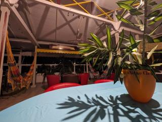 WeHost - Exceptional Creole villa with a unique character - 4