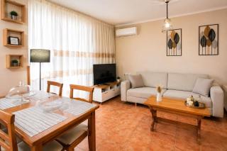 Avra Luxury Apartment &Cozy Stay & Easy parking - 7