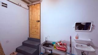 Pink Kraken Hostel - 8