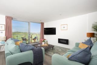 Penthouse 53 Zinc Sleeps 6, Newquay - 3