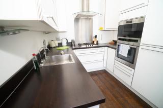 Comfort 1 Bed Apartment – Cathedral Road - 9