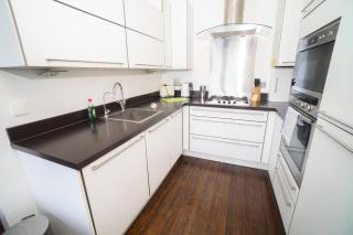 Comfort 1 Bed Apartment – Cathedral Road - 2
