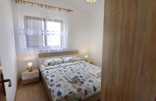 Spacious retreat for families and friends - 6