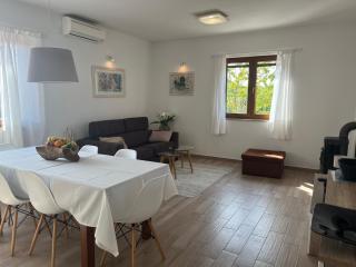 House Nina with heated pool near Pula - 3