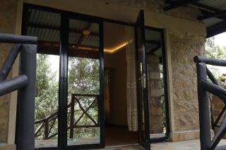 MALEWA RIVERSIDE RESORT & Cottages - 5