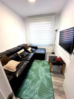 Beach House 1 min to Mosqueiros Beach - Patio - Coastal Retreat - 2